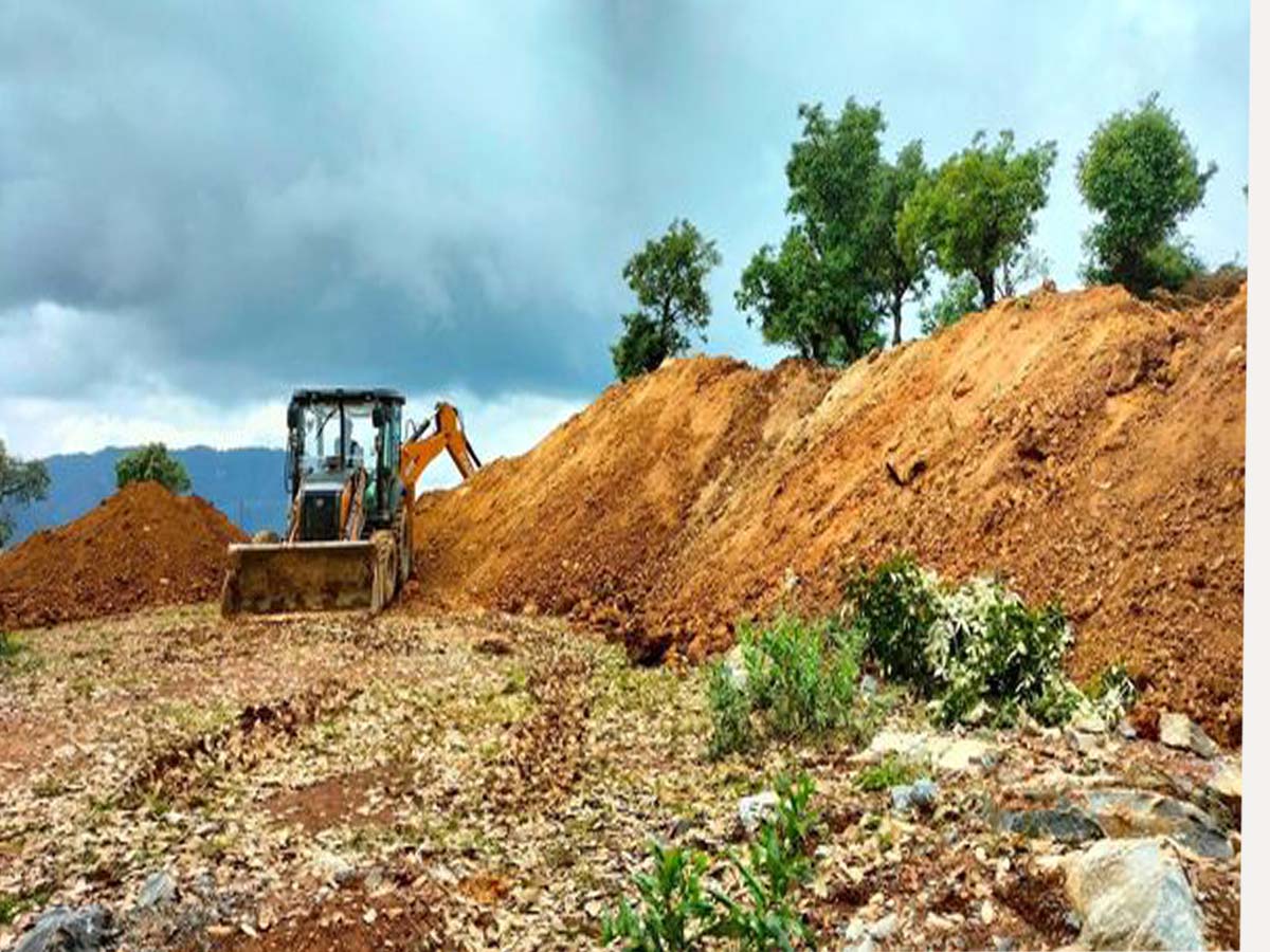 बैतडीको सुर्नया २ मा  सहिद स्मृति खेल मैदान निर्माण गरिँदै